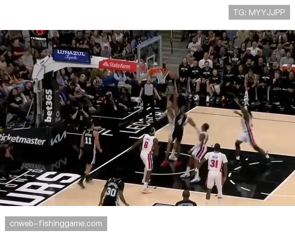 实时：国王队福克斯第三节单节砍下22分，利用挡拆中投打停对手